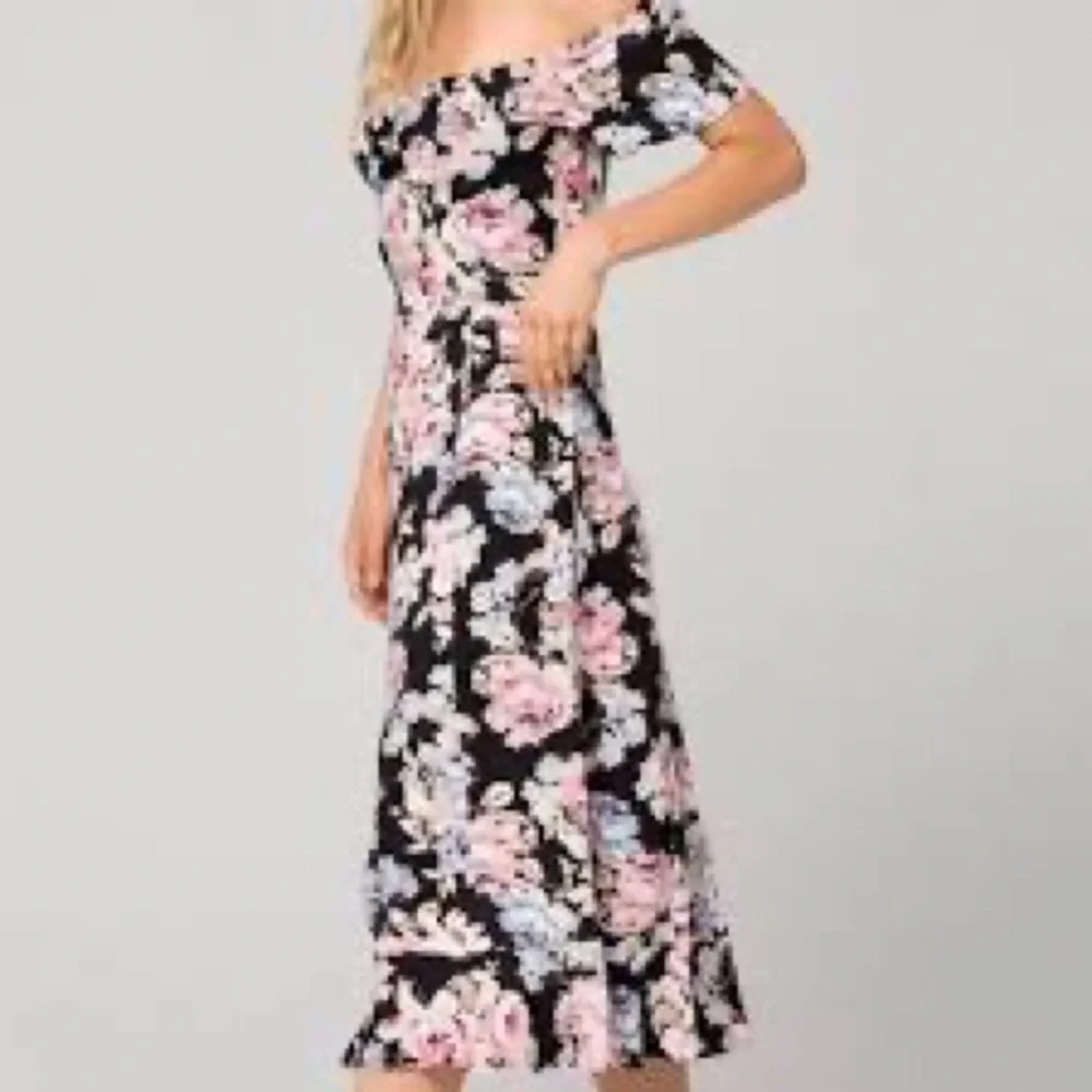 Band of Gypsies Santiago Dark Floral Midi Dress Pinup Cottage XS - Picture 3 of 10